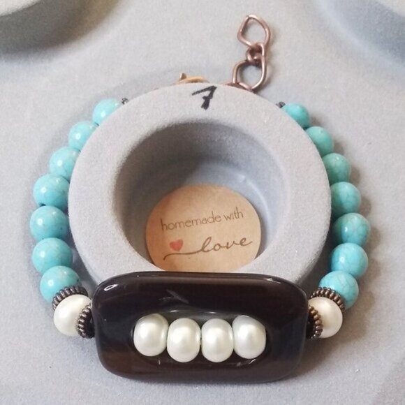Classy! Chic! Upscale Bougie Boho! Beaded Mixed Stone + Faux Pearl Bracelet 7-8" - Picture 3 of 8